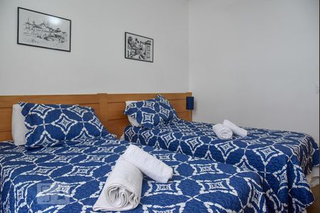 Quarto 1 de apartamento para alugar com 2 quartos, 74m² em Leblon, Rio de Janeiro