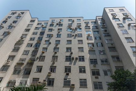 Apartamento à venda com 54m², 2 quartos e 1 vagaFachada do bloco