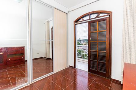 Suíte de casa para alugar com 3 quartos, 169m² em Horto Florestal, São Paulo