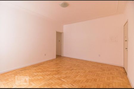 Apartamento à venda com 70m², 2 quartos e sem vagaSala