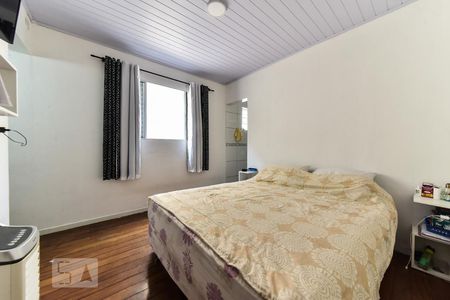 Casa à venda com 290m², 4 quartos e 3 vagasSuíte