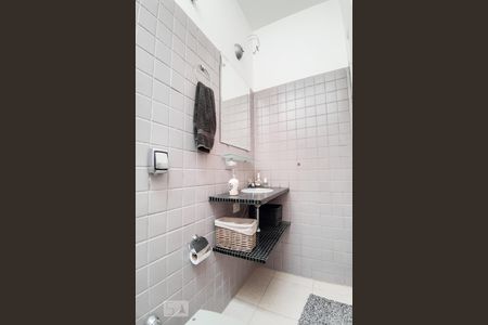 Casa para alugar com 240m², 3 quartos e 2 vagasBanheiro da Suíte 2