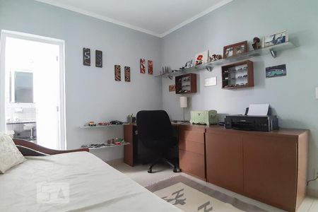 Casa para alugar com 240m², 3 quartos e 2 vagasSuíte 2