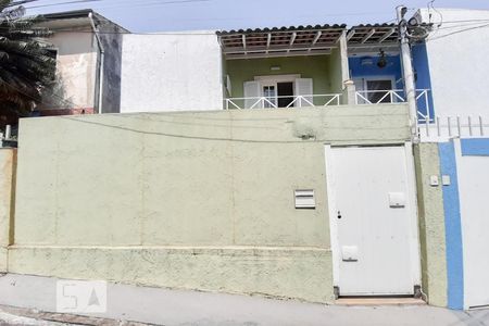Casa para alugar com 240m², 3 quartos e 2 vagasFachada
