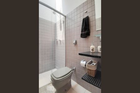 Casa para alugar com 240m², 3 quartos e 2 vagasBanheiro da Suíte 2