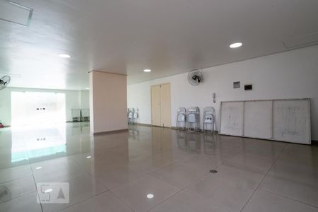 Apartamento para alugar com 50m², 2 quartos e 1 vagaÁrea comum - Salão de festas