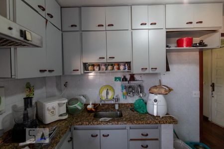 Apartamento à venda com 118m², 3 quartos e 2 vagasCozinha