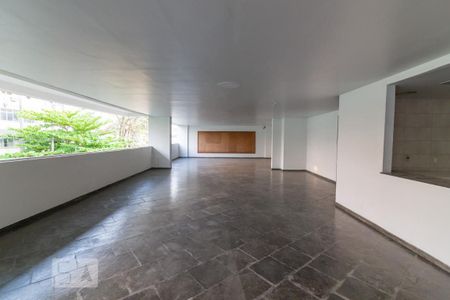 Apartamento à venda com 118m², 3 quartos e 2 vagasÁrea comum - Salão de festas