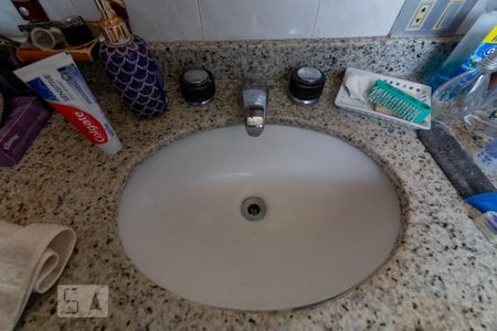 Apartamento à venda com 118m², 3 quartos e 2 vagasBanheiro da Suíte