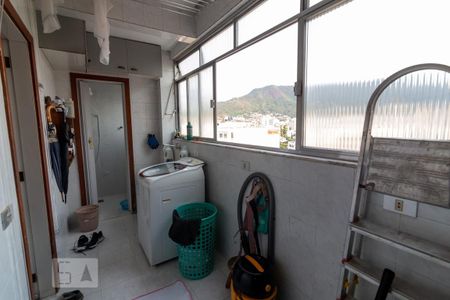 Apartamento à venda com 118m², 3 quartos e 2 vagasÁrea de Serviço