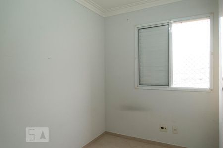 Quarto 1 de apartamento para alugar com 2 quartos, 55m² em Vila Santa Clara, São Paulo