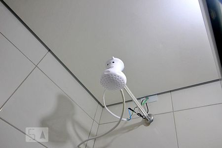 Banheiro de kitnet/studio para alugar com 1 quarto, 15m² em Vila Sao Pedro, Santo André