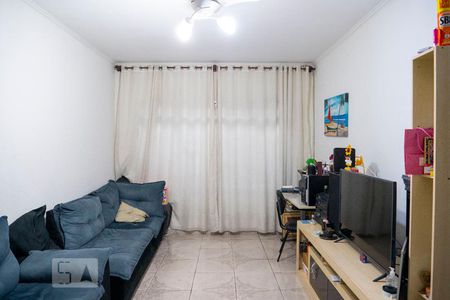 Casa à venda com 161m², 3 quartos e 2 vagasSala