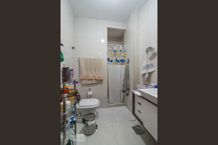 Apartamento à venda com 80m², 2 quartos e 1 vagaBanheiro Social