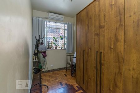 Apartamento à venda com 80m², 2 quartos e 1 vagaSuíte