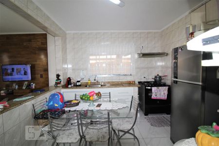 Casa à venda com 254m², 2 quartos e 3 vagasCozinha