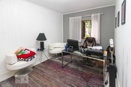 Apartamento à venda com 260m², 3 quartos e 4 vagas Apartamento à venda com 260m², 3 quartos e 4 vagasEscritório