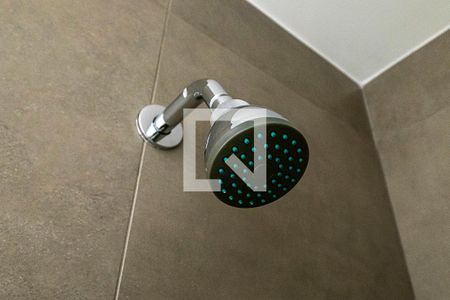 Banheiro de kitnet/studio para alugar com 1 quarto, 34m² em Pinheiros, São Paulo