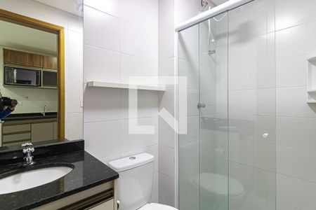 Banheiro de apartamento para alugar com 1 quarto, 26m² em Luz, São Paulo
