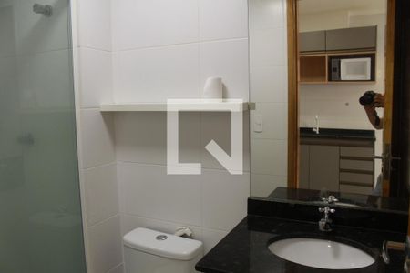 Banheiro de apartamento para alugar com 1 quarto, 28m² em Luz, São Paulo