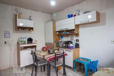 Casa à venda com 287m², 4 quartos e 4 vagasCozinha