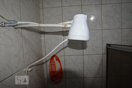 Casa para alugar com 120m², 3 quartos e 2 vagasBanheiro Social