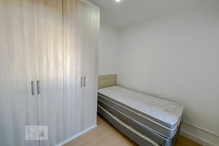 Suite de casa para alugar com 3 quartos, 115m² em Vila Carrão, São Paulo