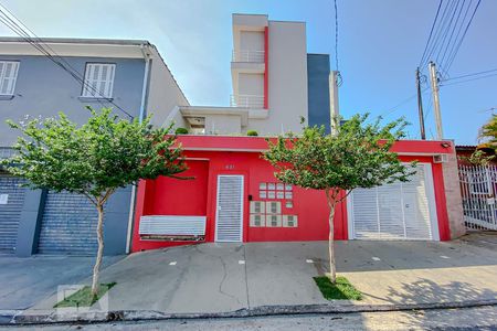 Casa para alugar com 115m², 3 quartos e 2 vagasFachada