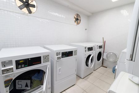 Apartamento à venda com 33m², 1 quarto e sem vaga Apartamento à venda com 33m², 1 quarto e sem vagaArea Comum