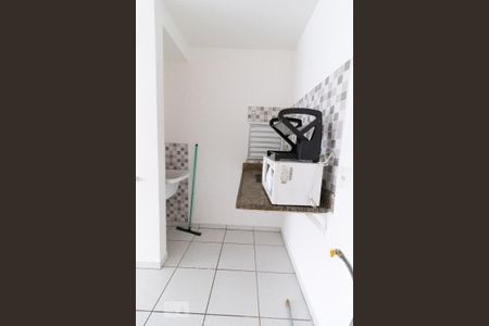 Apartamento à venda com 33m², 1 quarto e sem vaga Apartamento à venda com 33m², 1 quarto e sem vagaCozinha e Área de Serviço