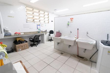 Apartamento à venda com 33m², 1 quarto e sem vaga Apartamento à venda com 33m², 1 quarto e sem vagaArea Comum
