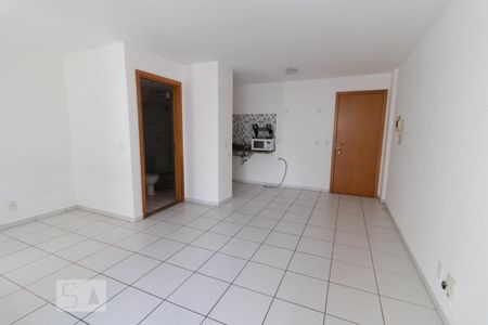 Apartamento à venda com 33m², 1 quarto e sem vaga Apartamento à venda com 33m², 1 quarto e sem vagaSala e Quarto