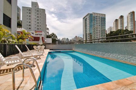 Apartamento à venda com 74m², 3 quartos e 2 vagas Apartamento à venda com 74m², 3 quartos e 2 vagasÁrea comum - Piscina