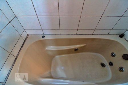 Apartamento à venda com 74m², 3 quartos e 2 vagas Apartamento à venda com 74m², 3 quartos e 2 vagasBanheiro da Suíte