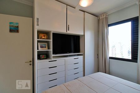 Apartamento à venda com 74m², 3 quartos e 2 vagas Apartamento à venda com 74m², 3 quartos e 2 vagasSuíte