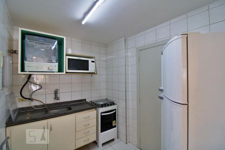 Apartamento à venda com 74m², 3 quartos e 2 vagas Apartamento à venda com 74m², 3 quartos e 2 vagasÁrea comum - Salão de festas