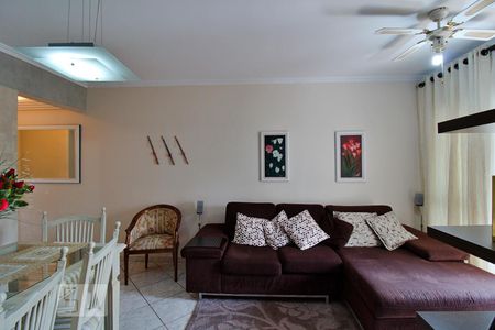 Sala de apartamento para alugar com 3 quartos, 74m² em Vila Andrade, São Paulo