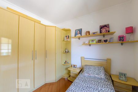 Casa à venda com 384m², 4 quartos e 6 vagas Casa à venda com 384m², 4 quartos e 6 vagasQuarto 2