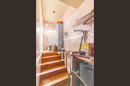 Casa à venda com 320m², 5 quartos e 1 vaga Casa à venda com 320m², 5 quartos e 1 vagaGaragem