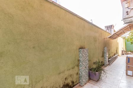Casa à venda com 320m², 5 quartos e 1 vaga Casa à venda com 320m², 5 quartos e 1 vagaVista do quarto 2