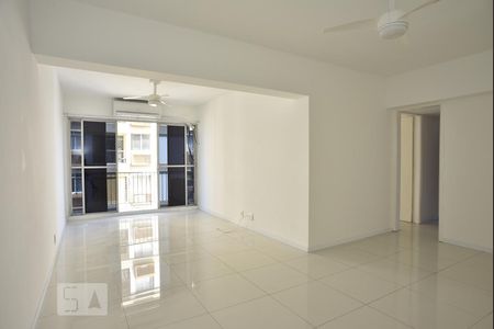 Sala de apartamento à venda com 3 quartos, 110m² em Freguesia de Jacarepaguá, Rio de Janeiro