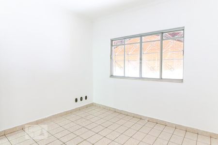 Quarto de casa para alugar com 5 quartos, 120m² em Monte Castelo, São José dos Campos