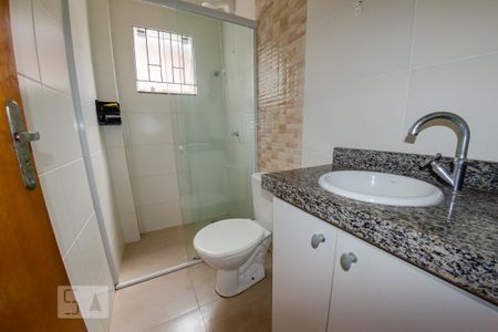 Apartamento para alugar com 68m², 2 quartos e 1 vaga Apartamento para alugar com 68m², 2 quartos e 1 vagaBanheiro social