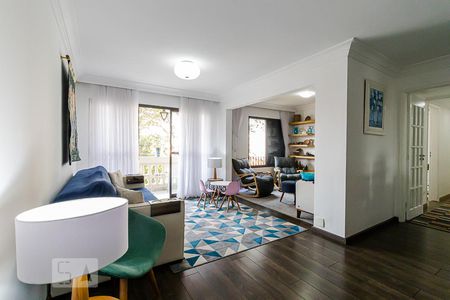 Sala de apartamento para alugar com 3 quartos, 125m² em Vila Monumento, São Paulo