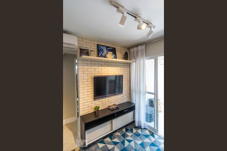 Sala de apartamento para alugar com 1 quarto, 49m² em Vila Bertioga, São Paulo