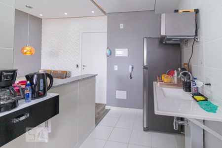 Apartamento para alugar com 48m², 2 quartos e 1 vaga Apartamento para alugar com 48m², 2 quartos e 1 vagaCozinha e Área de Serviço