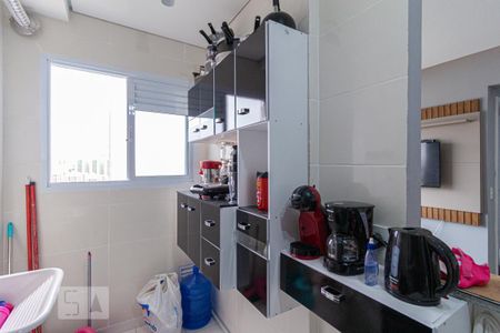 Apartamento para alugar com 48m², 2 quartos e 1 vaga Apartamento para alugar com 48m², 2 quartos e 1 vagaCozinha e Área de Serviço