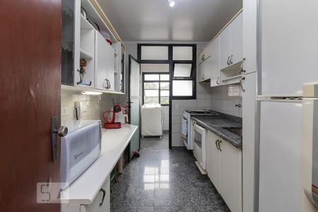 Apartamento à venda com 96m², 3 quartos e 2 vagasCozinha