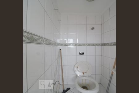 Apartamento para alugar com 65m², 2 quartos e sem vagaBanheiro de Serviço