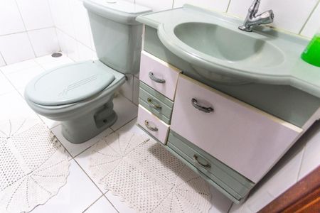 Casa à venda com 150m², 5 quartos e 2 vagasArmário